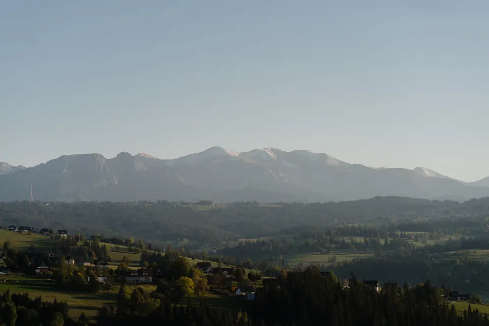 Panorama Tatr i podhalańskich wzgórz