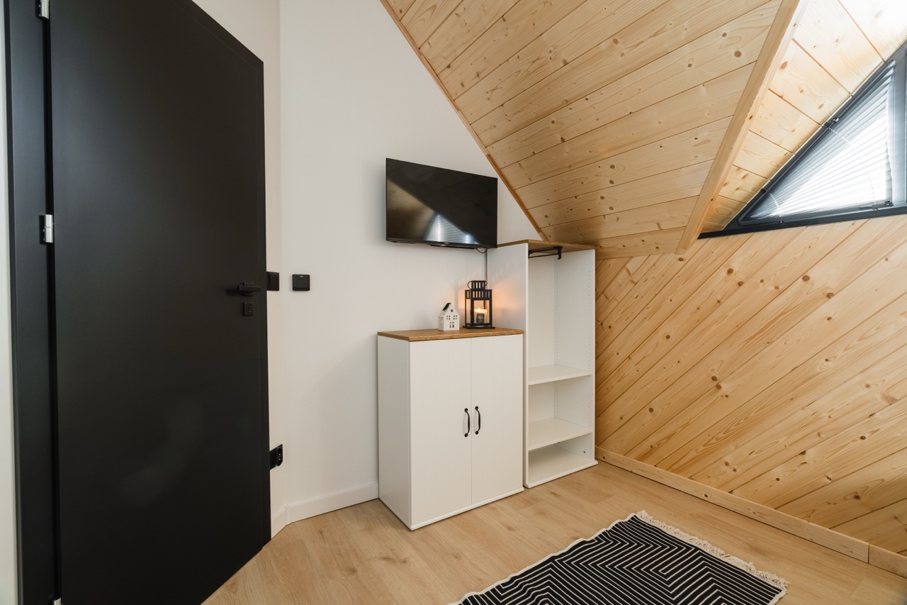 Nowoczesna jadalnia z góralskimi akcentami blisko Zakopanego - zdjęcie 7